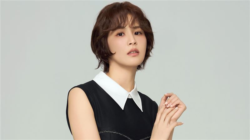 曾沛慈宣布《關於愛這件事》巡演 北流舞台首秀票開賣 引發粉絲熱議