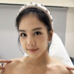 楊晨熙放鬆照曝光：肩帶下滑露出胸線，網友瘋猜32F胸圍