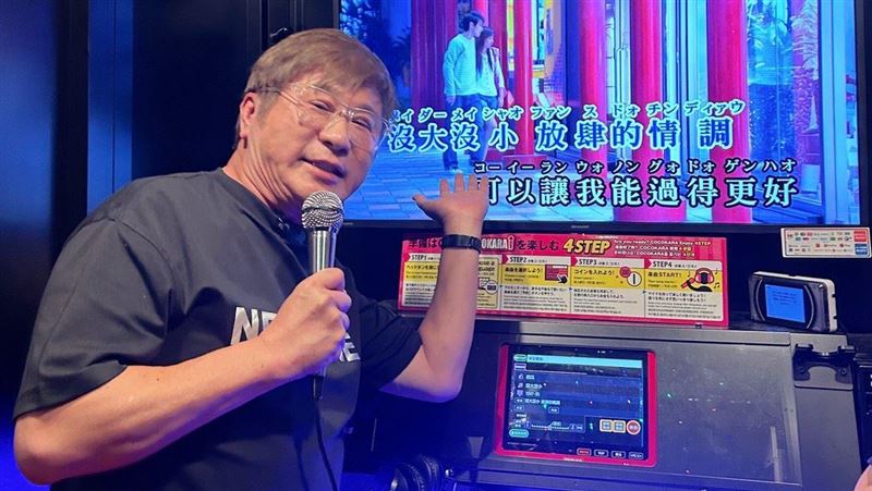胡瓜赴日解密球場文化，亮色新裝開掛購物魂，連線趣事不停