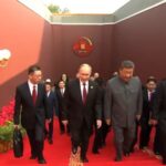 三巨头首次同框阅兵震撼曝光 娱乐圈艺人转发风暴全面升级