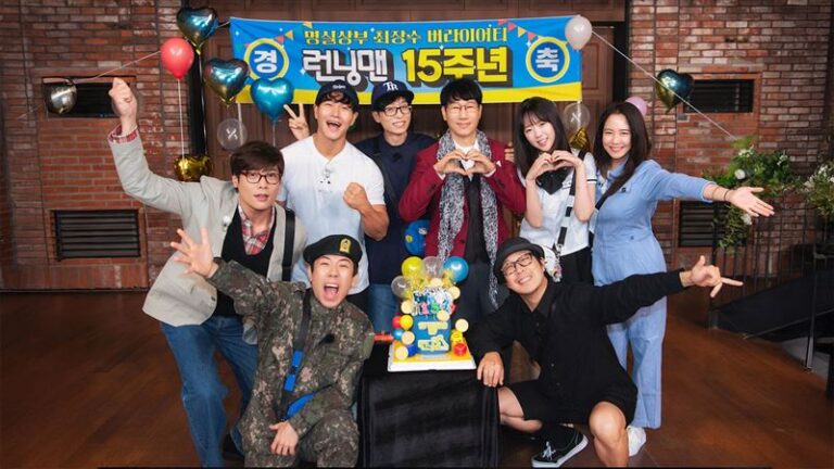 SUPER JUNIOR二十周年回归 同框Running Man引发粉丝热议