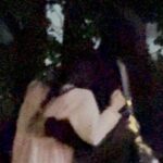 休寧凱酒吧被拍互動引發網友熱議，疑似與神秘女子親密