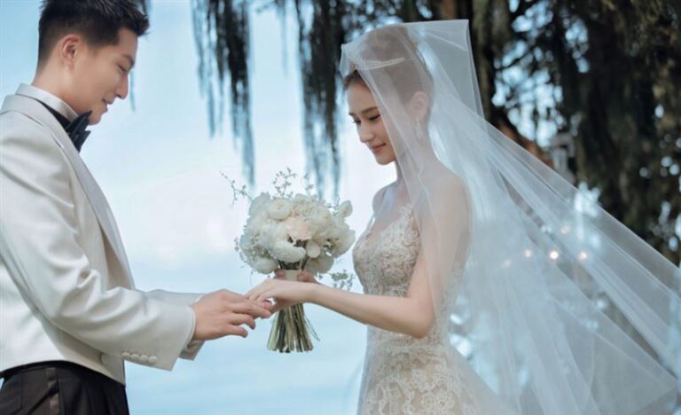 何超蓮竇驍正面回擊婚變謠言：感情穩定公開聲明，邀請理性討論