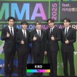 EXO8年再度全体合体登MMA舞台粉丝热泪回忆青春