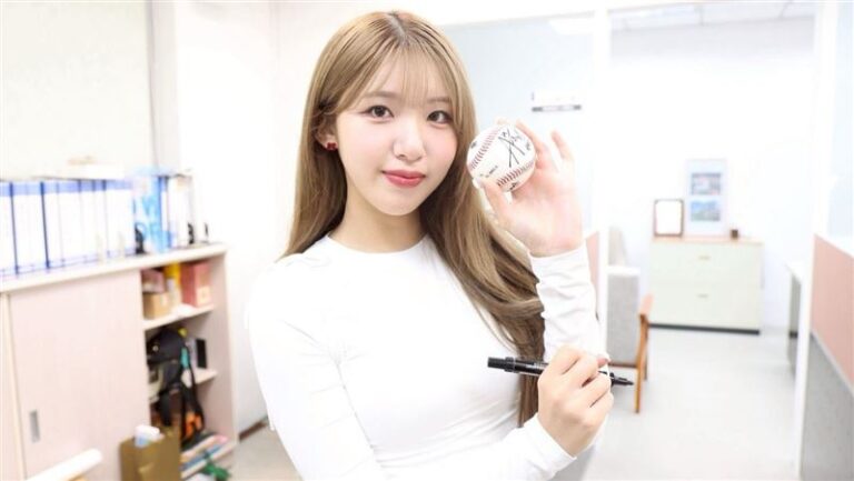 韓籍女神廉世彬現身文化大學成為特別來賓引熱議與同學近距互動