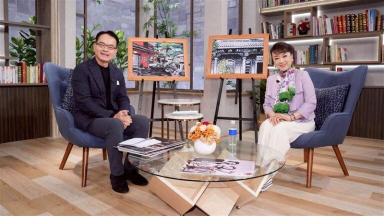 翁倩玉47年后回台大银幕全方位才艺展现引发温情回响