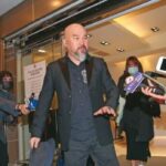 辛龍正式復出背後風波再起：劉真骨灰安置成謎引眾人遐想