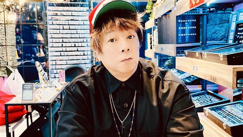 曹西平猝逝66岁引发追忆：三十年暗恋陈亚兰传闻再起