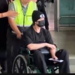 Lee Know因腳踝受傷被輪椅推出現身AAA高雄紅毯引發粉絲瘋狂尖叫