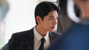 李伊庚获AAA最佳选择奖，现场话题升级成全民热议风暴