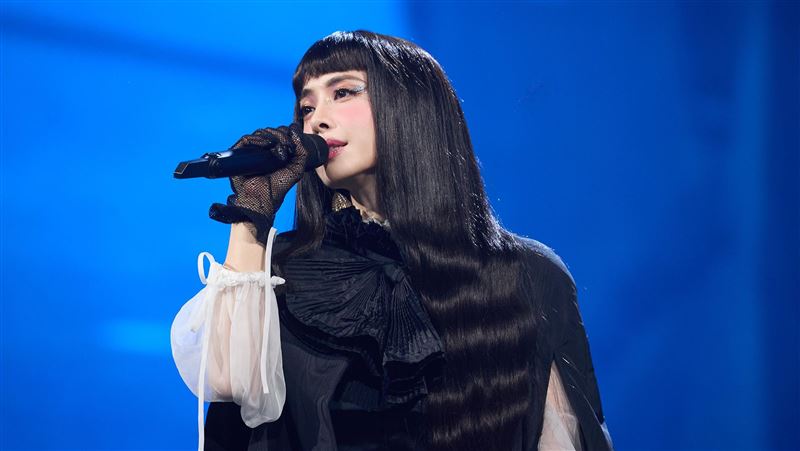 蔡依林PLEASURE巡演搬入9億動物道具 舞台震撼現場