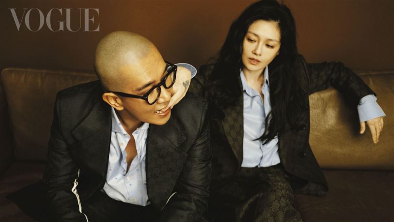 大S離世一年祭掃現場曝光 具俊曄低調擦墓碑顯心痛與惆悵