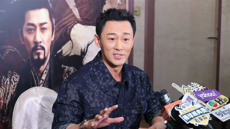 林峯遇見霍諾德於台北101攀岩現場驚訝與敬佩同時坦言自己有懼高症