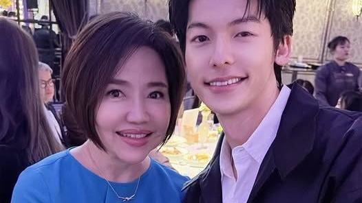 Lulu婚宴星光灿烂众星同框引发美肌梗与合影惊喜现场