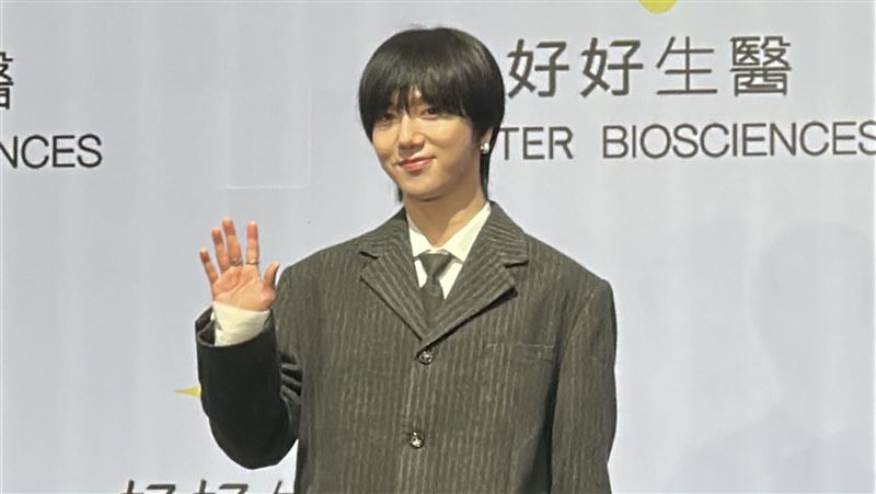 艺声现身台湾分享健康管理秘籍粉丝惊呼他也懂减脂大公开