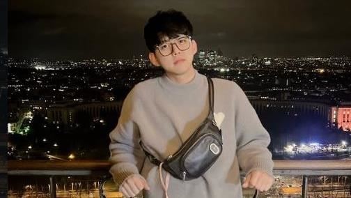 韩团前成员申东澔爆出婚内出轨风波，前妻在网络公开指控与细节